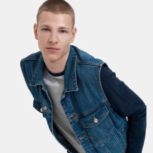 ModeFit Straight Jeans